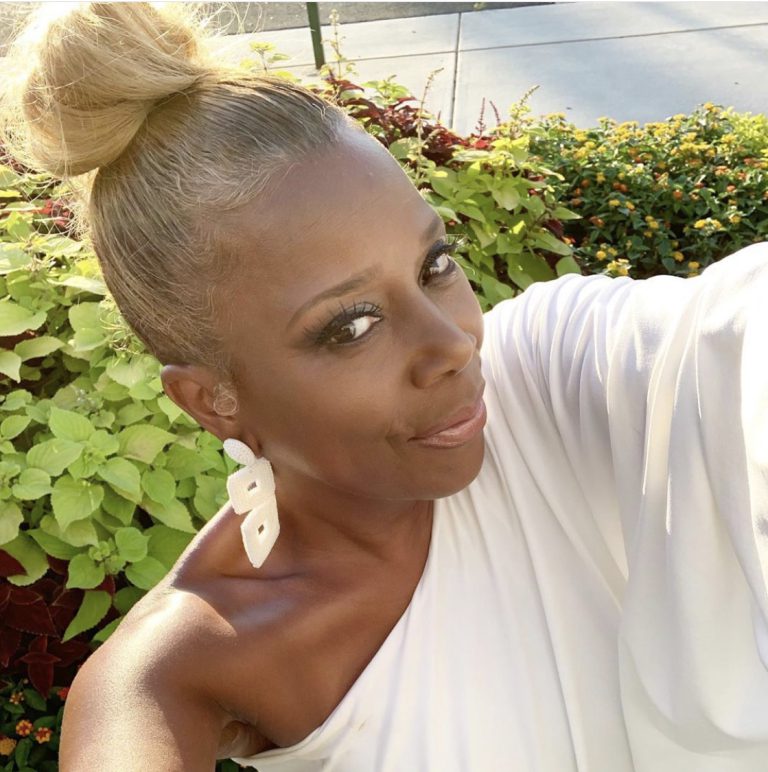 LIFESTYLE – Lauren Lake